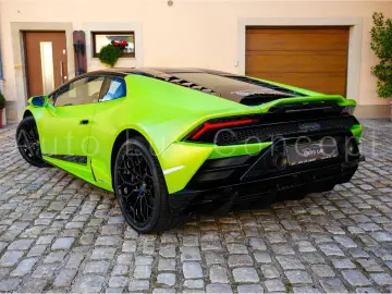 LAMBORGHINI Huracán EVO Camera Lift EVO Trim Style Package