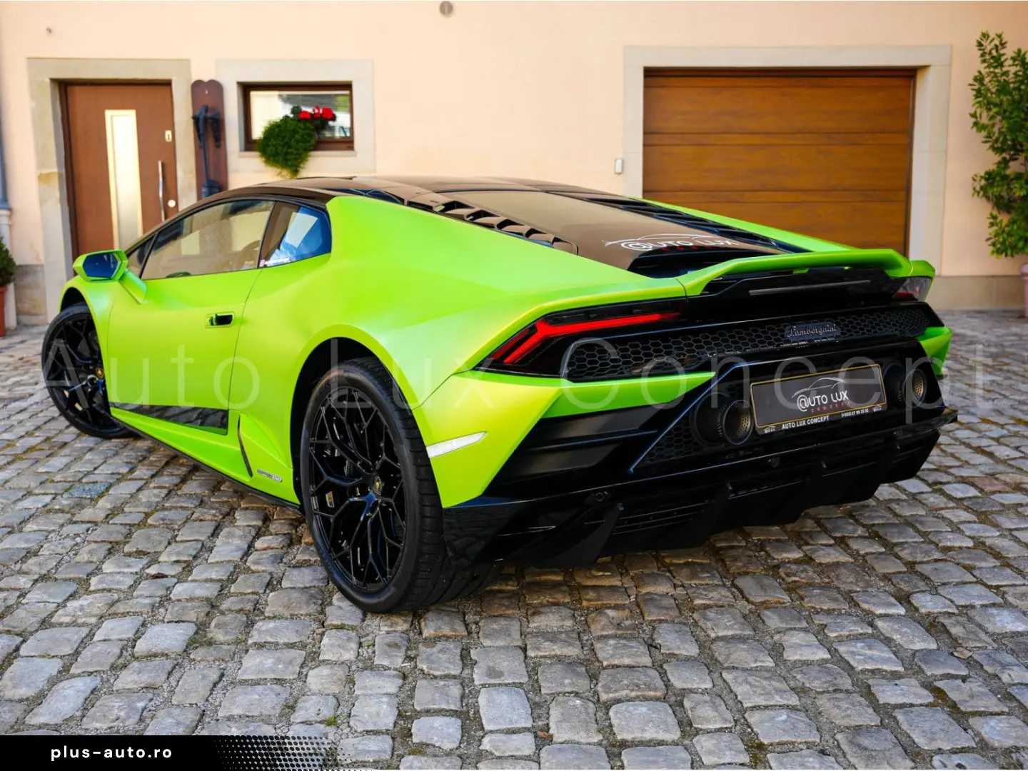 LAMBORGHINI Huracán EVO Camera Lift EVO Trim Style Package
