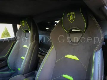 LAMBORGHINI Huracán EVO Camera Lift EVO Trim Style Package