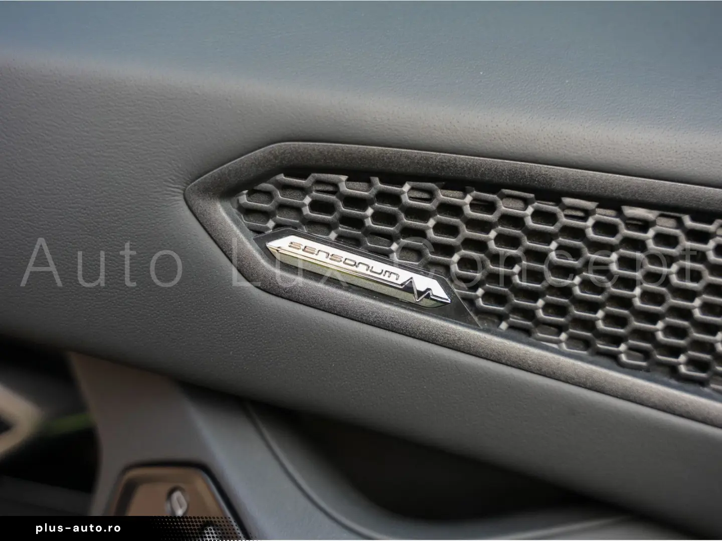 LAMBORGHINI Huracán EVO Camera Lift EVO Trim Style Package
