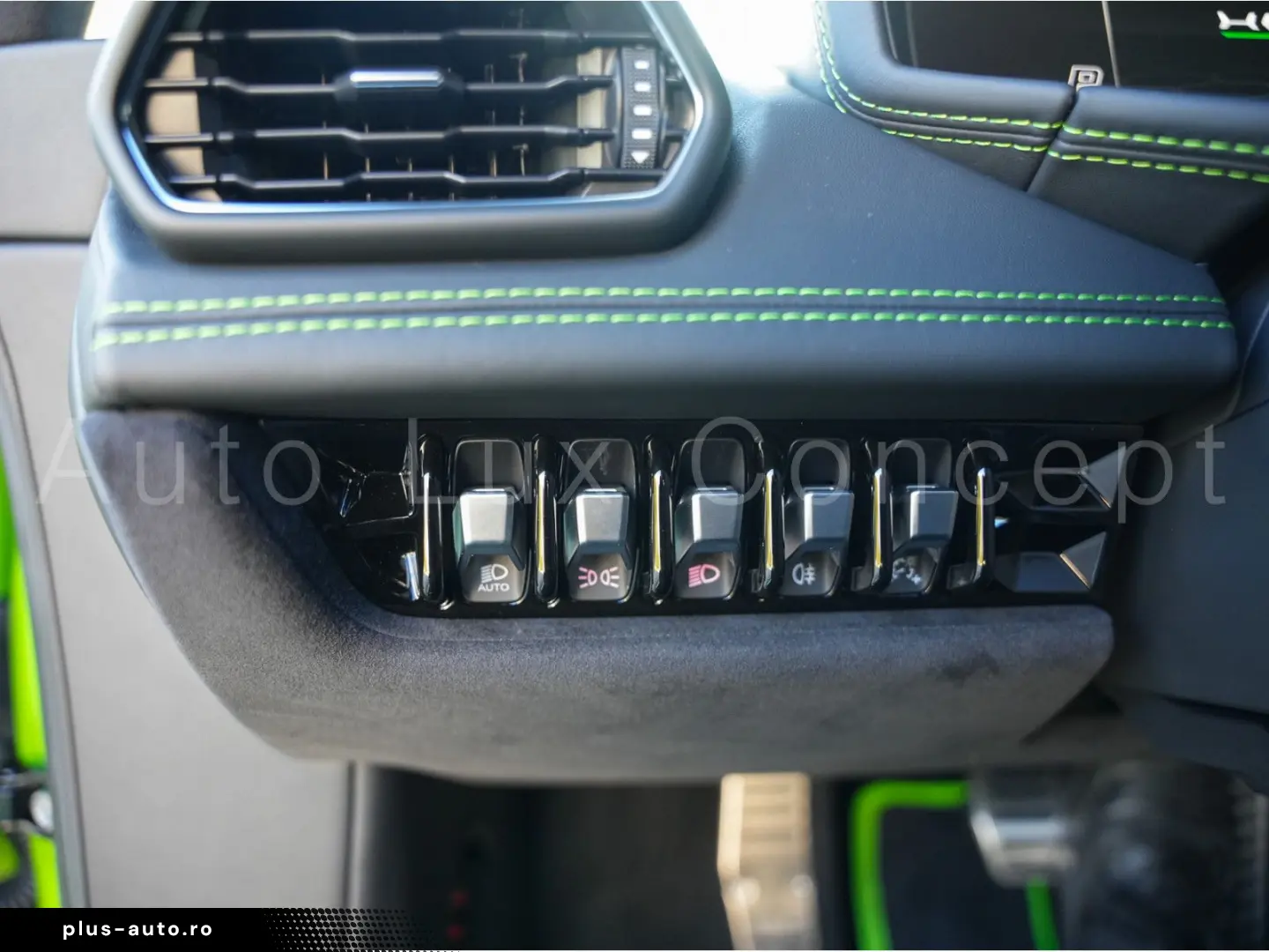 LAMBORGHINI Huracán EVO Camera Lift EVO Trim Style Package