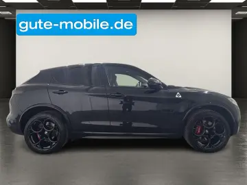 ALFA ROMEO Stelvio 2.9 Quadrifoglio Q4  PANO   LAS   MATRIX