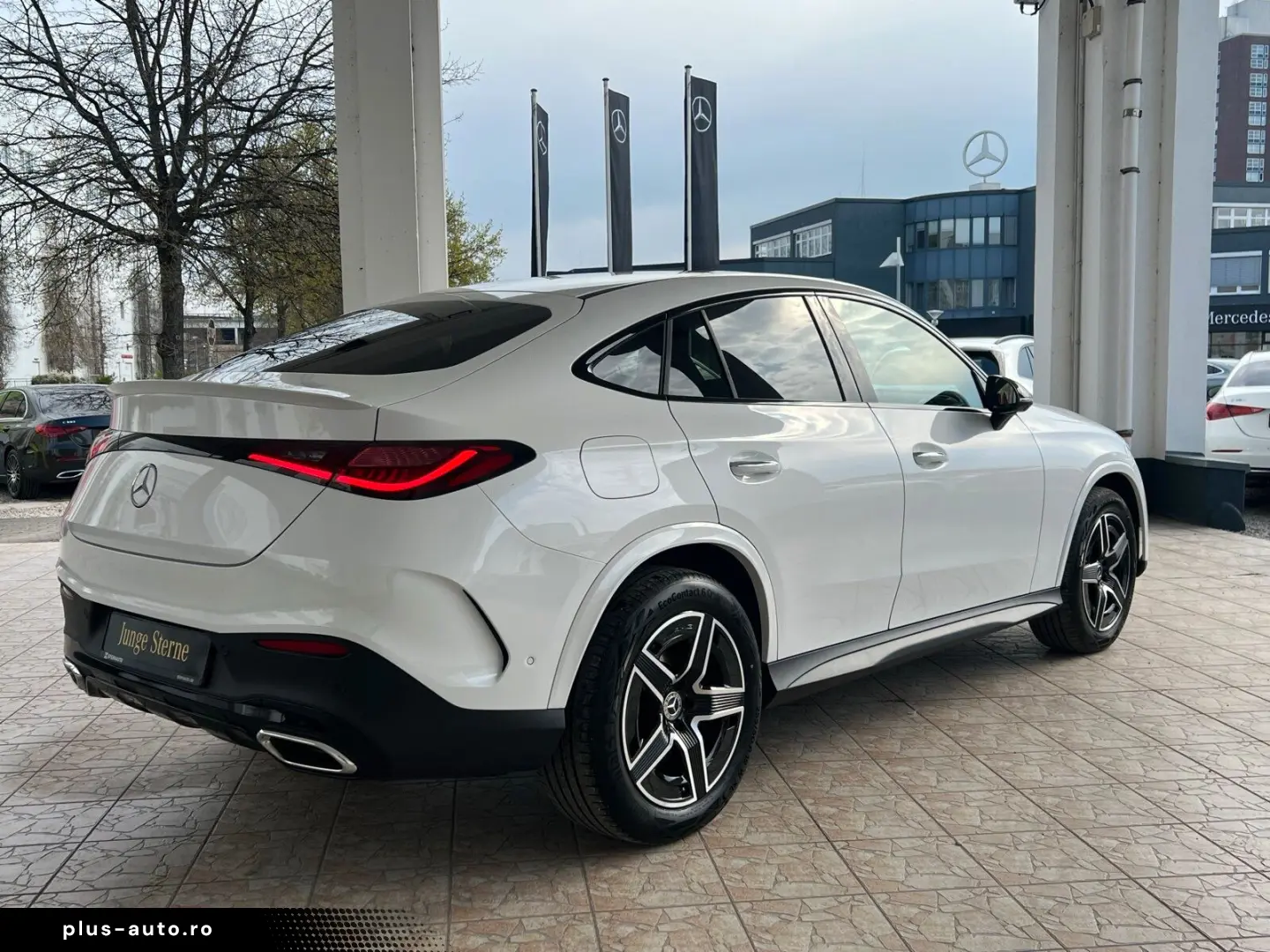 MERCEDES-BENZ GLC 450 d 4M AMG Line Pano.-Dach Distronic AHK