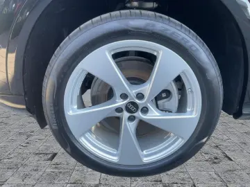 AUDI Q5 Sportback 40TDI QU S-TR S-LINE MATRIX NAV ACC