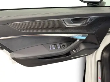 AUDI RS 6 Avant TFSI QU MATRIX HuD B&O AHK PANO 360
