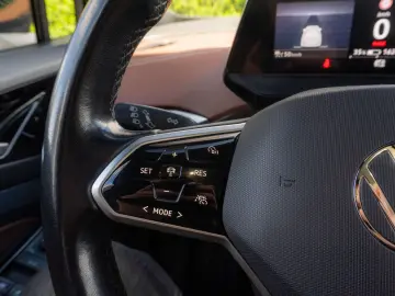 Volkswagen ID.4 Pro Perf 204CP  Matrix HUD Pompa de caldura