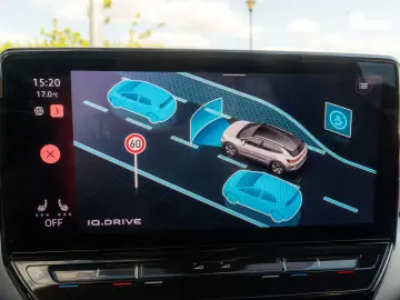 Volkswagen ID.4 Pro Perf 204CP  Matrix HUD Pompa de caldura