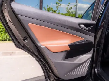 Volkswagen ID.4 Pro Perf 204CP  Matrix HUD Pompa de caldura