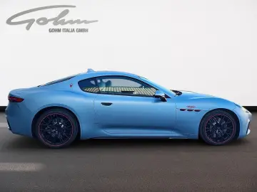 MASERATI GranTurismo Trofeo - Sondermodell PrimaSerie 75