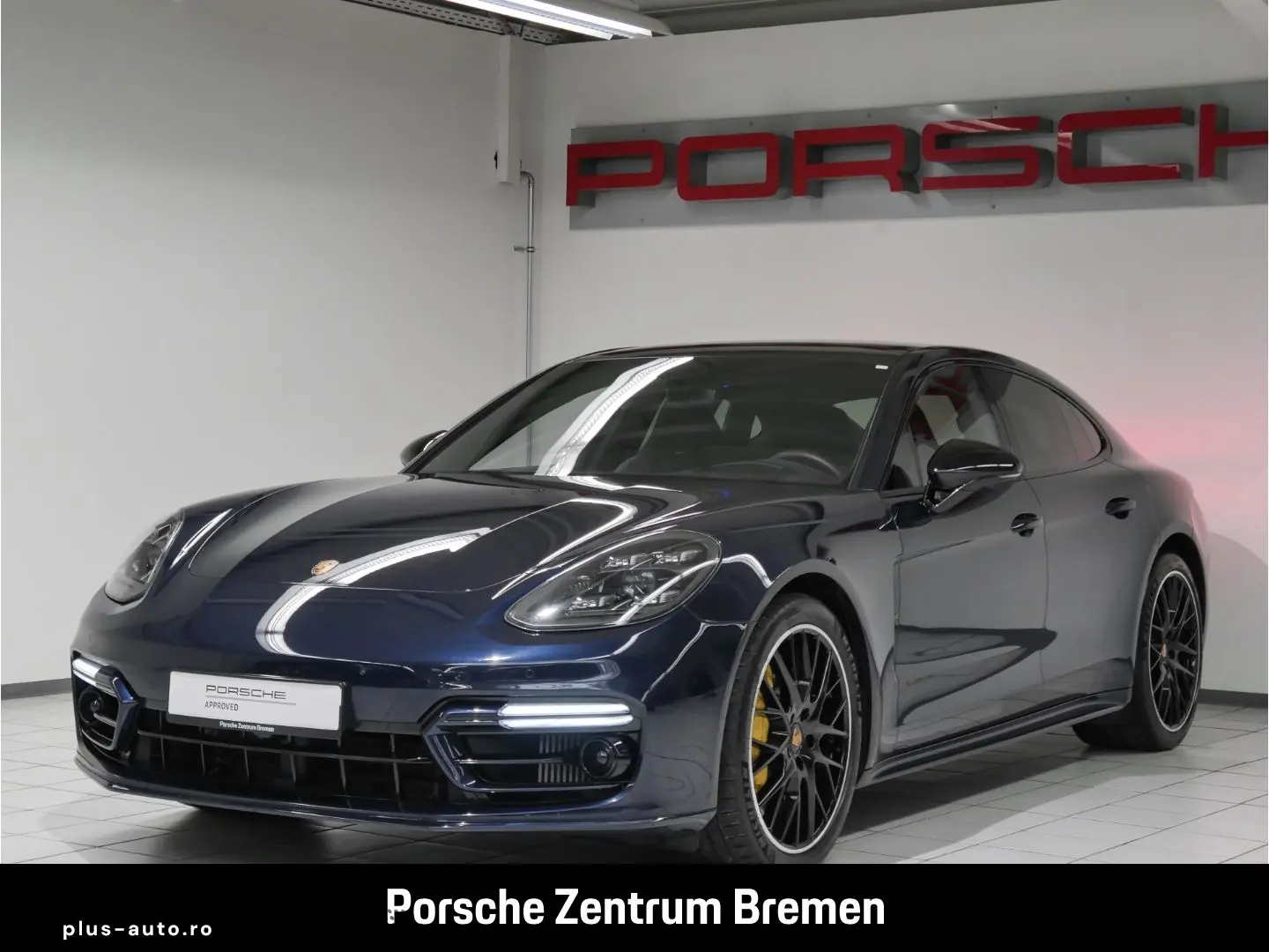 PORSCHE Panamera Turbo S