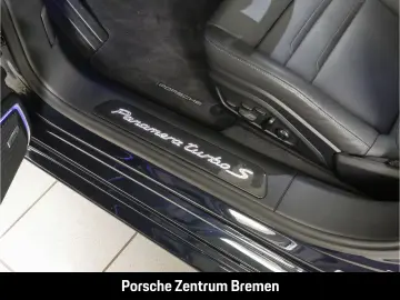 PORSCHE Panamera Turbo S