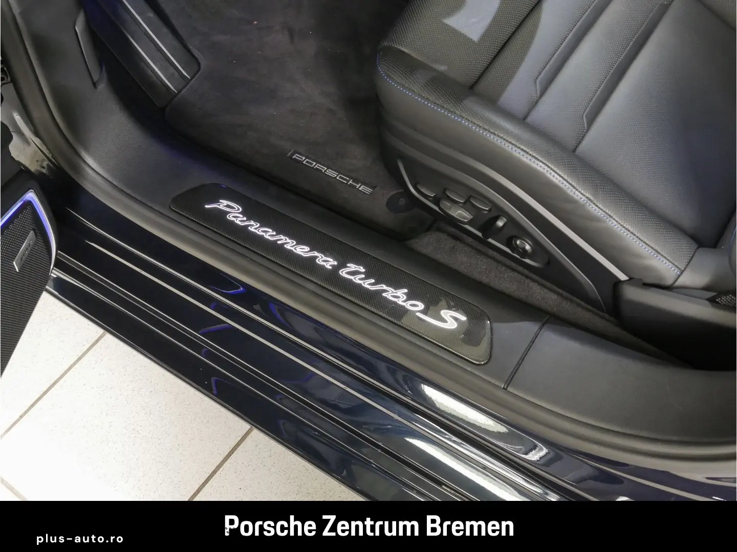 PORSCHE Panamera Turbo S