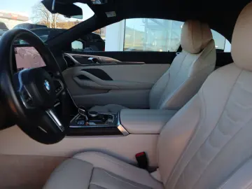 BMW M850i xDrive Cabrio Aktivlenkung WLAN Shz Softcl