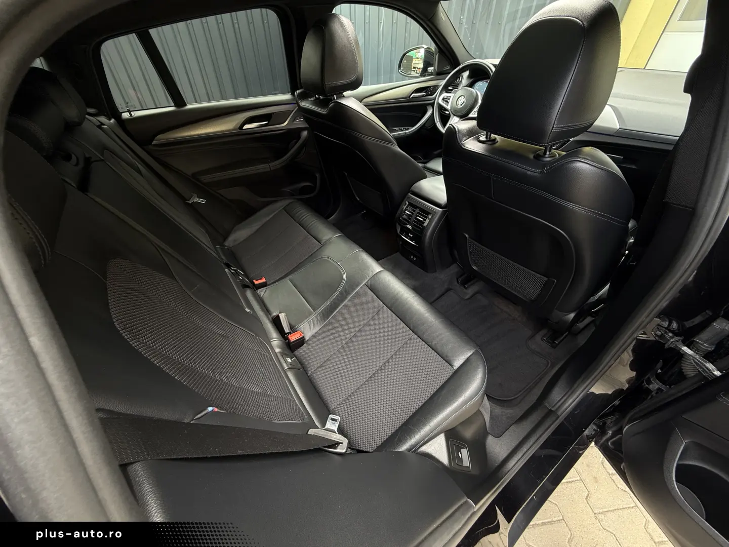 2.0d   xDrive   Pachet M   Camere 360   Led   Keyless