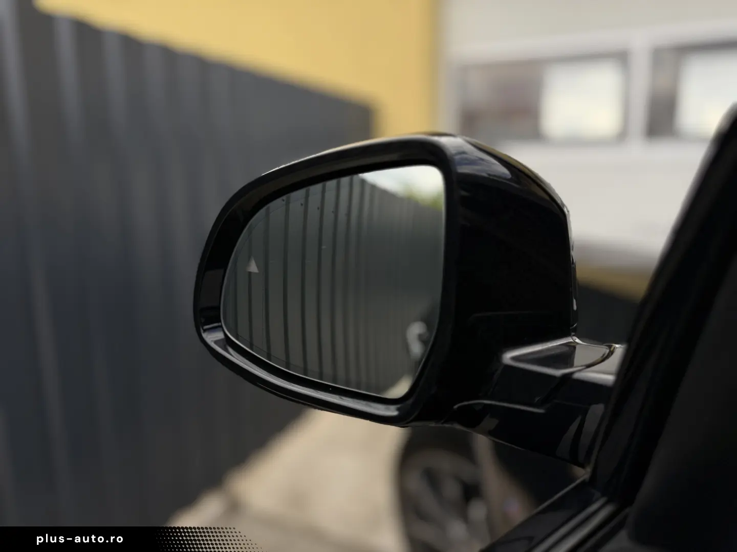 2.0d   xDrive   Pachet M   Camere 360   Led   Keyless