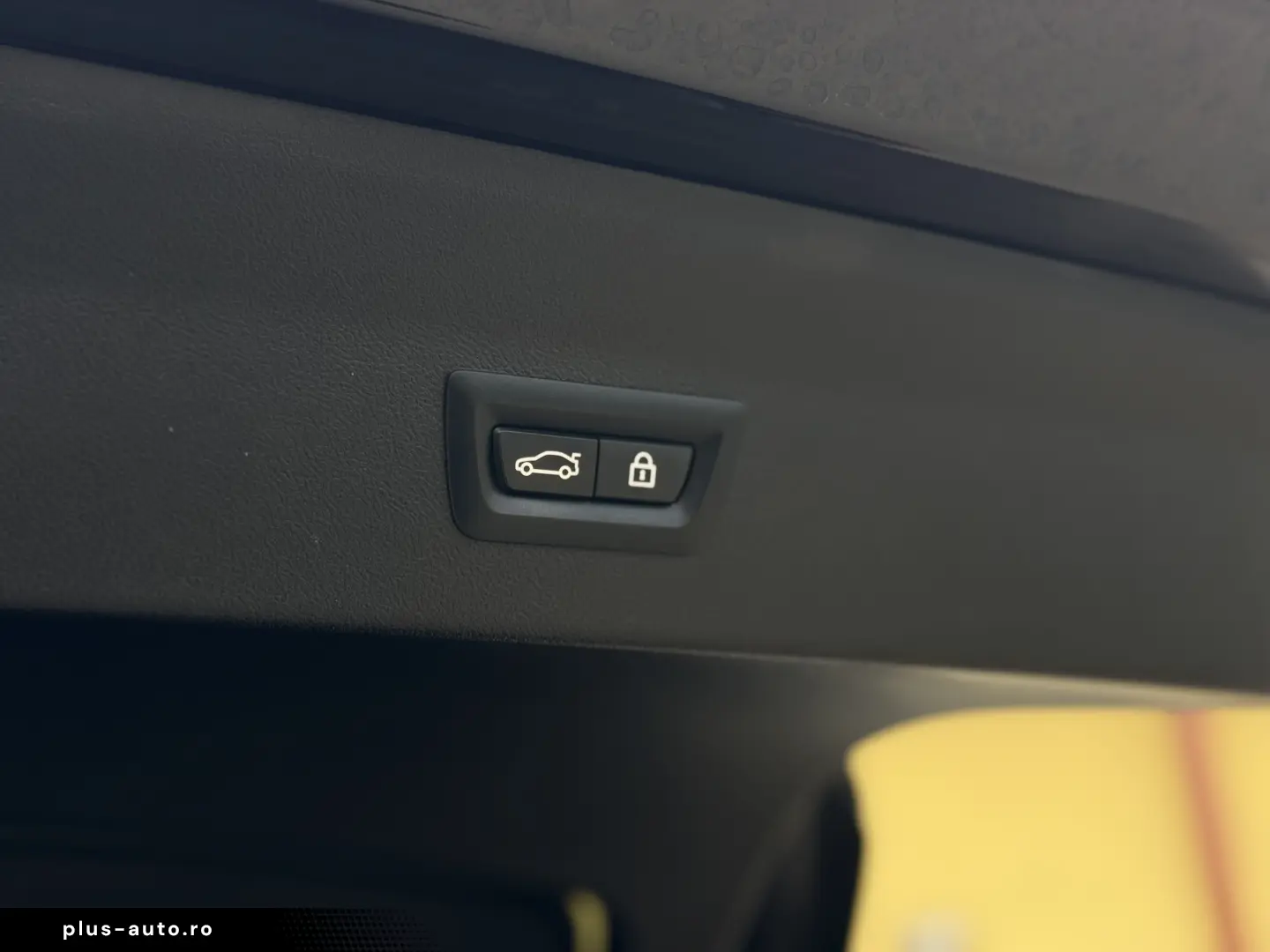 2.0d   xDrive   Pachet M   Camere 360   Led   Keyless