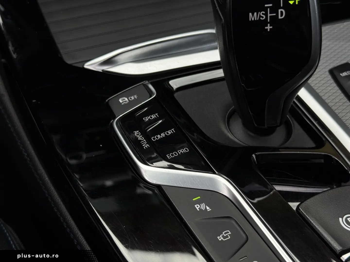 2.0d   xDrive   Pachet M   Camere 360   Led   Keyless