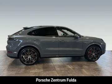 PORSCHE Cayenne S E-Hybrid Coupe HA-Lenkung InnoDrive