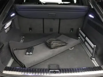 AUDI SQ8 4.0 TFSI Quattro tiptronic Matrix AHK HUD Lu