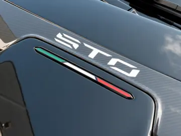 LAMBORGHINI Huracan STO Nero Noctis  Stickers Pack 1   3