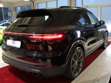 PORSCHE Cayenne E-Hybrid Platinum Edition