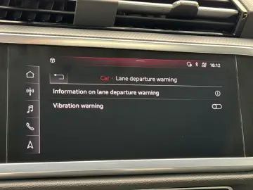 Audi Q3 35 TDI Business