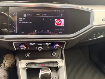 Audi Q3 35 TDI Business