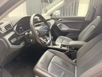 Audi Q3 35 TDI Business