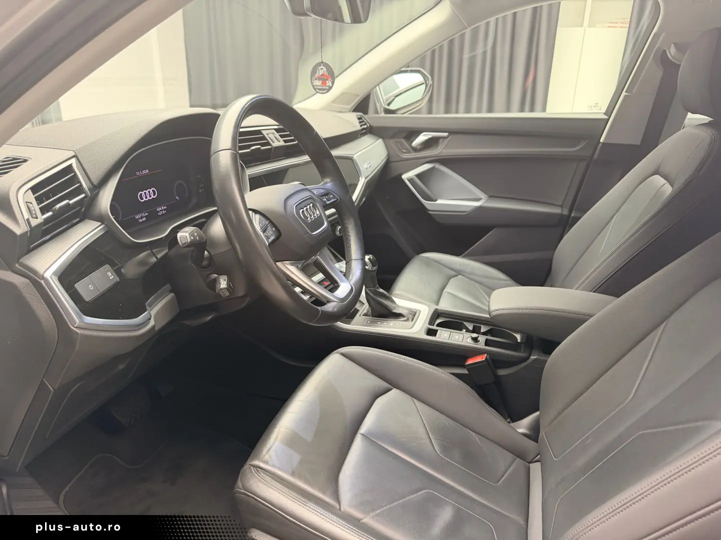 Audi Q3 35 TDI Business