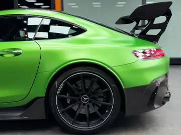 MERCEDES-BENZ AMG GT Black Series  HELLGREEN KERAMIK KAM