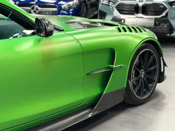 MERCEDES-BENZ AMG GT Black Series  HELLGREEN KERAMIK KAM