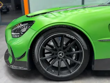 MERCEDES-BENZ AMG GT Black Series  HELLGREEN KERAMIK KAM
