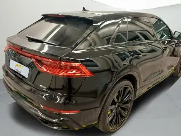 AUDI Q8 55 TFSI e QUA S-LINE COMPETITION PLUS VALCONA
