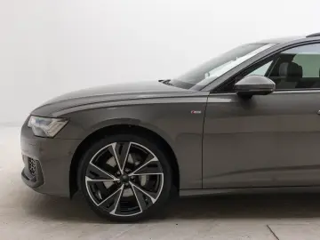 AUDI A6 Avant 50 TDI TIPT QUA S-LINE MATRIX HUD STAND