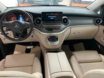 MERCEDES-BENZ V 300 4M EXCLUSIVE Lang Pano Standhz L…