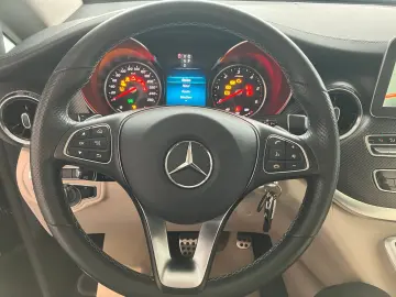 MERCEDES-BENZ V 300 4M EXCLUSIVE Lang Pano Standhz L…