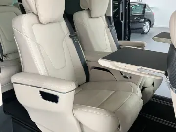 MERCEDES-BENZ V 300 4M EXCLUSIVE Lang Pano Standhz L…