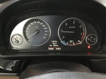 BMW 5er F10 520d 2011