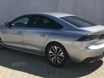 Peugeot 508 1.5 BlueHDI S&S EAT8 Allure Pack