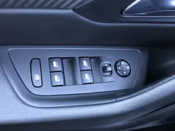 Peugeot 508 1.5 BlueHDI S&S EAT8 Allure Pack