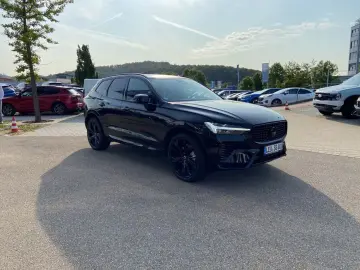 VOLVO XC60 T8 AWD Plug-in Hybrid Plus Black Edition
