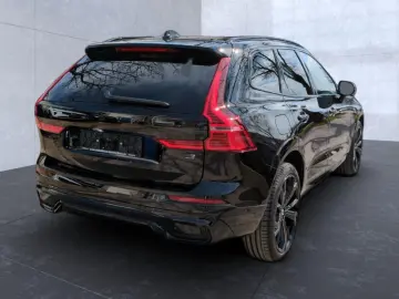 VOLVO XC 60 Plus Black Edition Recharge Plug-In Hybrid