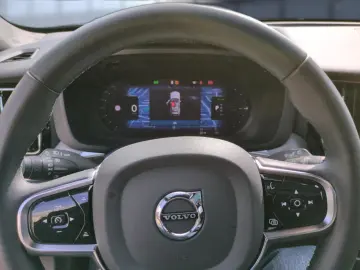 VOLVO XC 60 Plus Black Edition Recharge Plug-In Hybrid