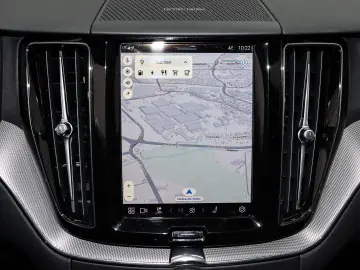 VOLVO XC60 Plus Dark Recharge Plug-In Hybrid AWD T8 Tw