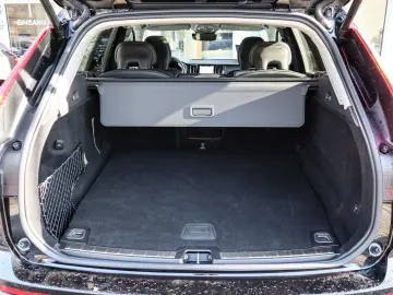 VOLVO XC60 T6 AWD Recharge Plus Dark #AHK Sitzh. PDC R