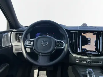 VOLVO XC60 Recharge T8 AWD Ultra Black Edition 21&