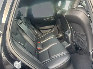 VOLVO XC60 T8 AWD Black Edition Ultra ACC BLIS HUD SD