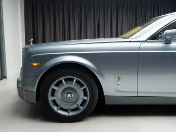 Rolls Royce Phantom