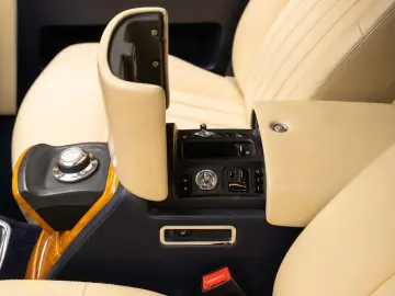 Rolls Royce Phantom