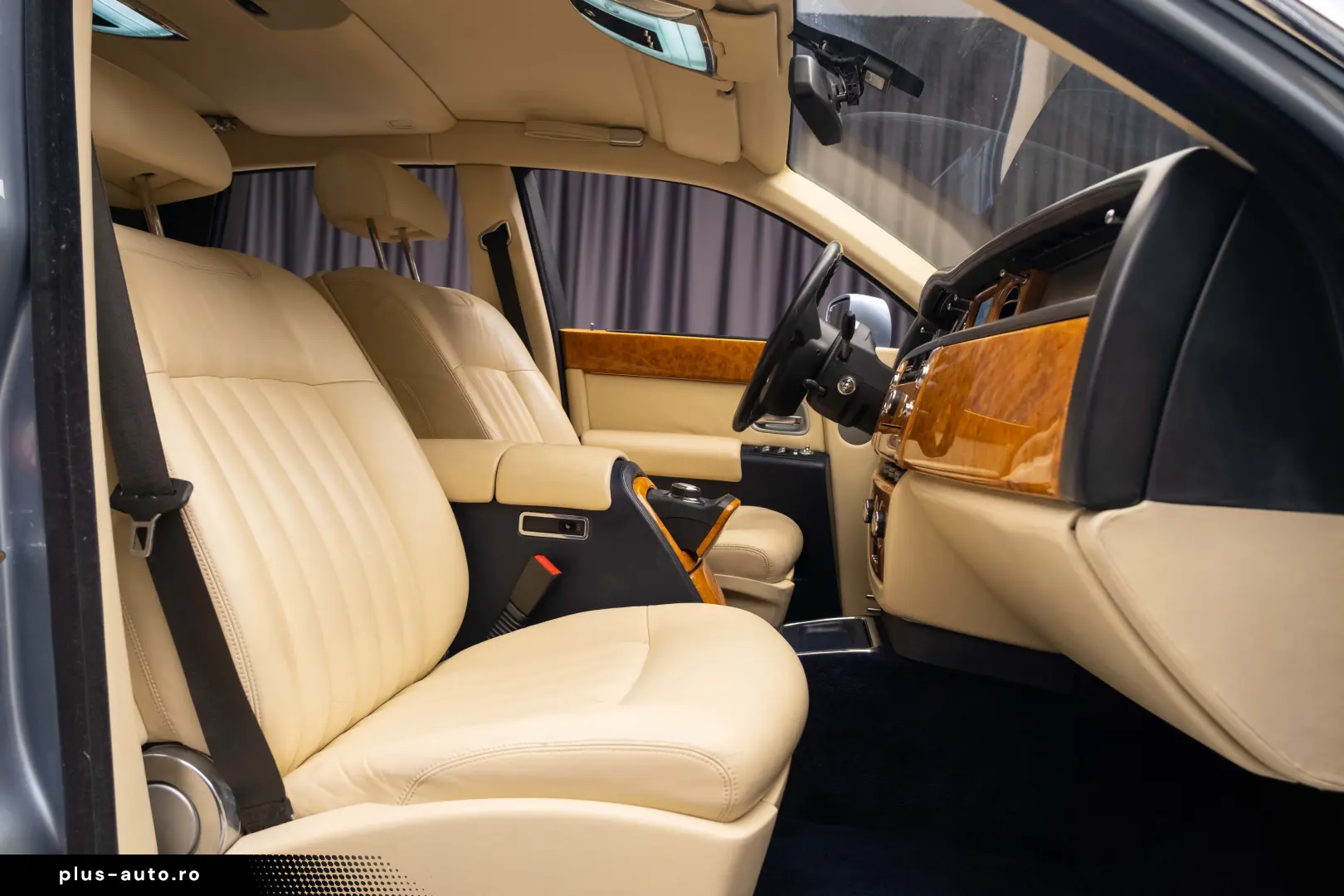 Rolls Royce Phantom